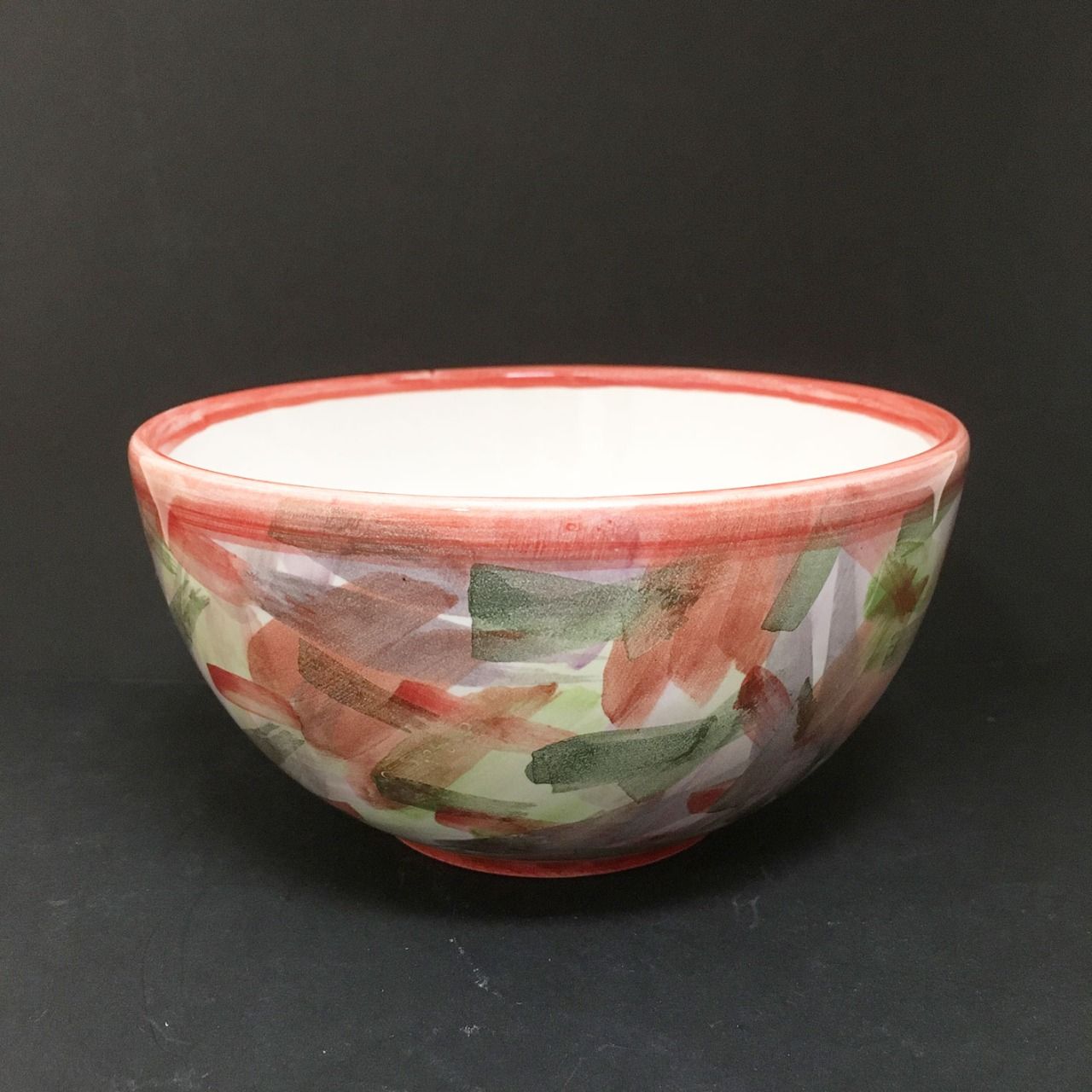 Bol 15 cm diamètre faïence bretonne décor main Frankiz (Liberté en breton), rouge, vert, parme.