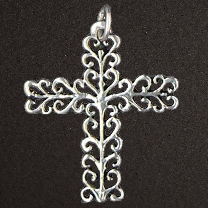 Croix argent massif 925/1000 réf. 01038 dite "filigranée" (bijoux Toulhoat).