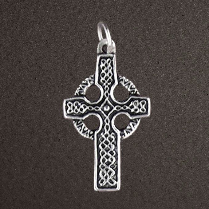 Croix celte argent massif 925/1000 réf. 01164 (bijoux Toulhoat).