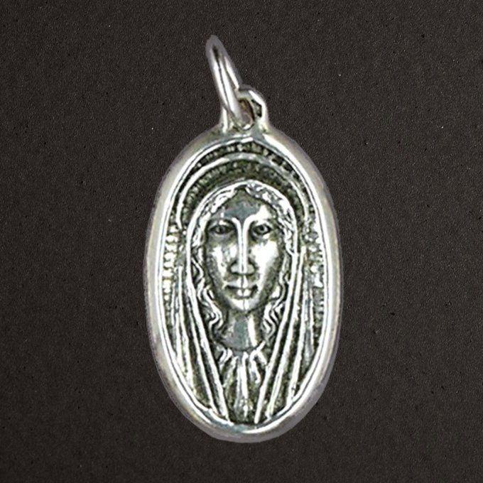 Médaille argent 925/1000 réf. 03324, vierge ovale (bijoux Toulhoat).