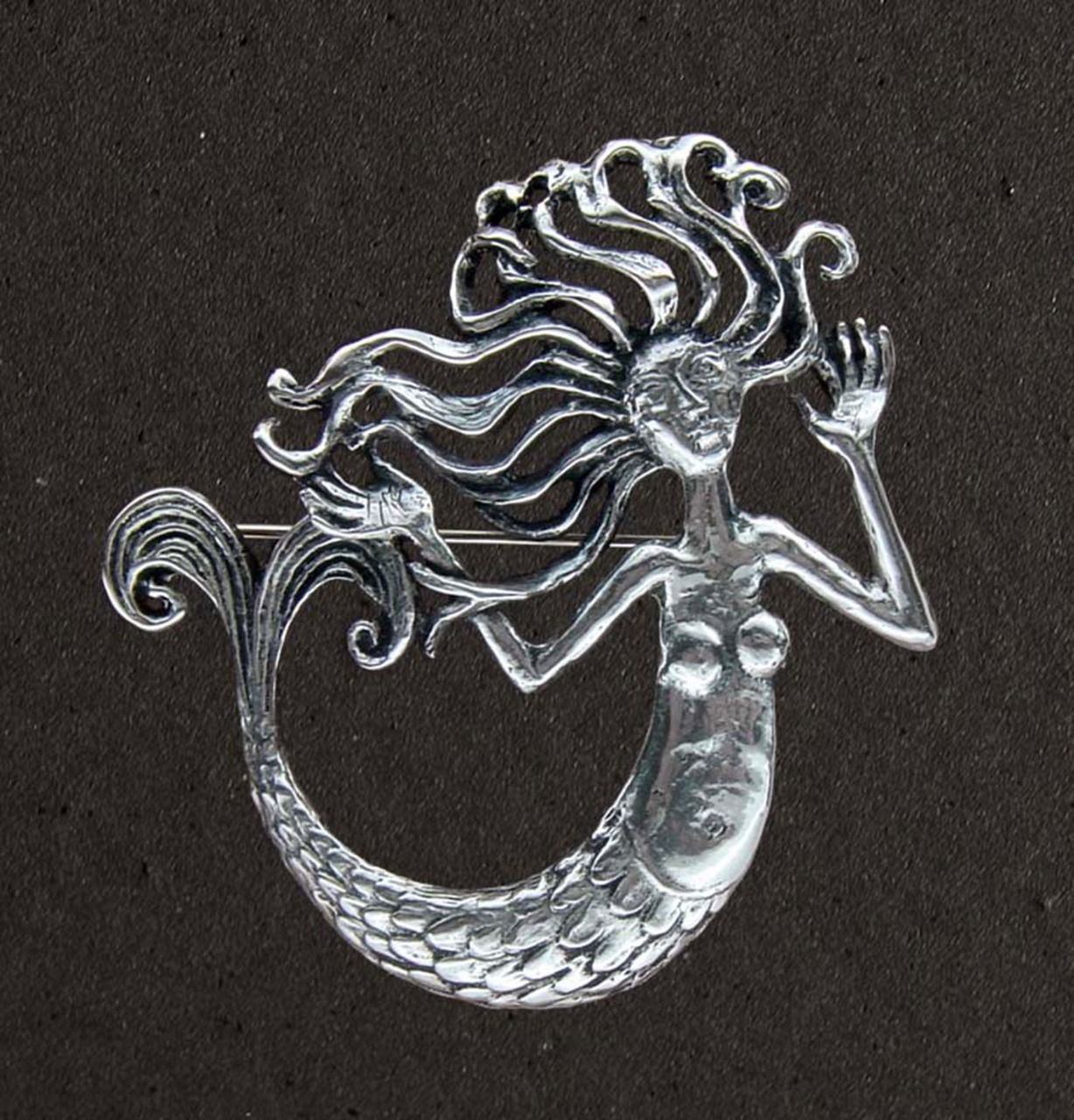 Broche argent massif 925/1000 réf. 06654. Bijoux Pierre Toulhoat. Sirène.