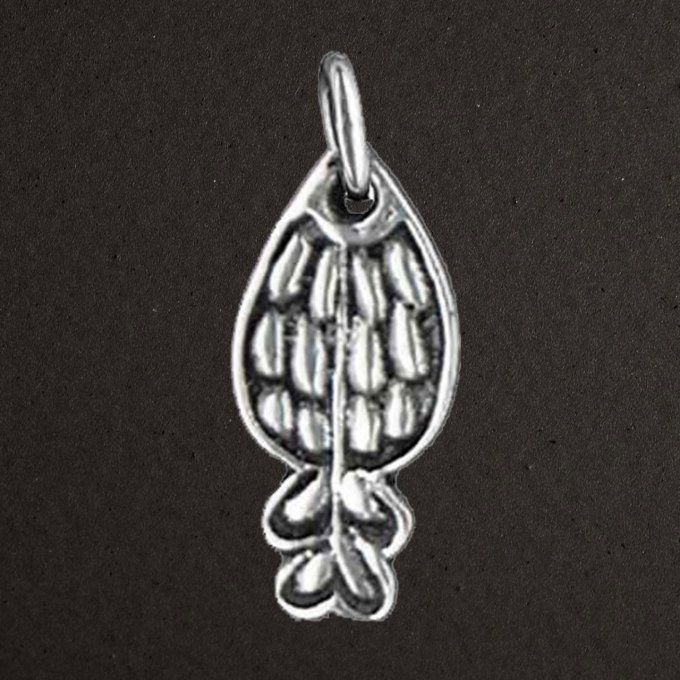 Pendentif argent massif 925/1000 réf. 07949.1. Bijoux Toulhoat. Petit poisson ("friture lobé").