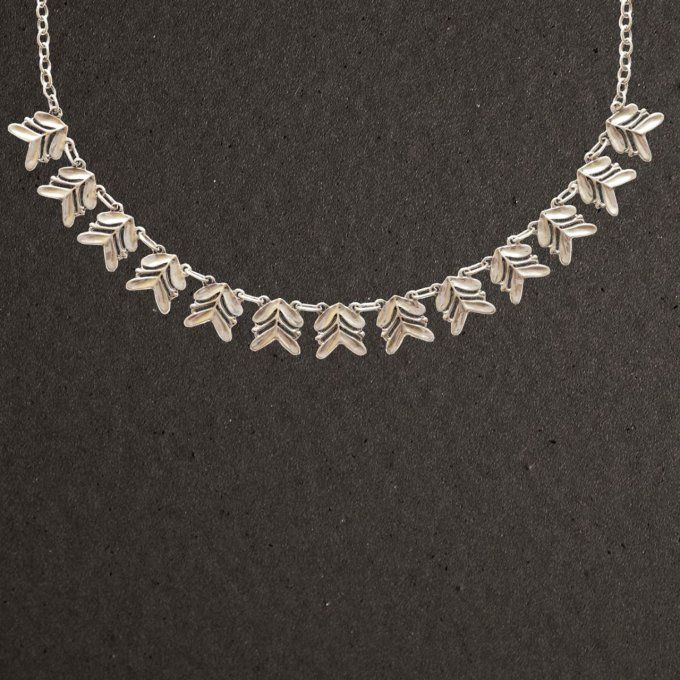 Collier argent massif 925/1000 réf. 09579. Feuillage (bijoux Pierre Toulhoat).