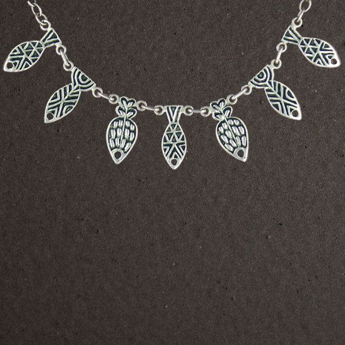 Collier argent massif 925/1000 réf. 09949. Friture (petits poissons). Bijoux Pierre Toulhoat.