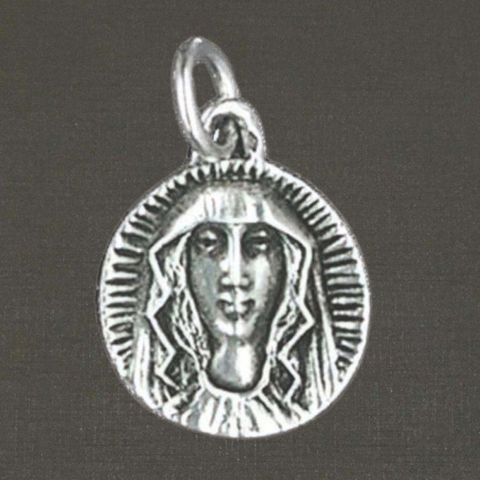 Médaille argent massif 925/1000 réf. 03350 Vierge ronde, bijoux Pierre Toulhoat.
