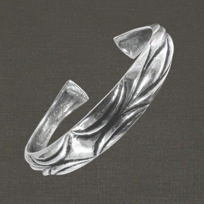 Bracelet ouvert argent massif 925/1000 réf. 05058, ciselure, bijoux Pierre Toulhoat.