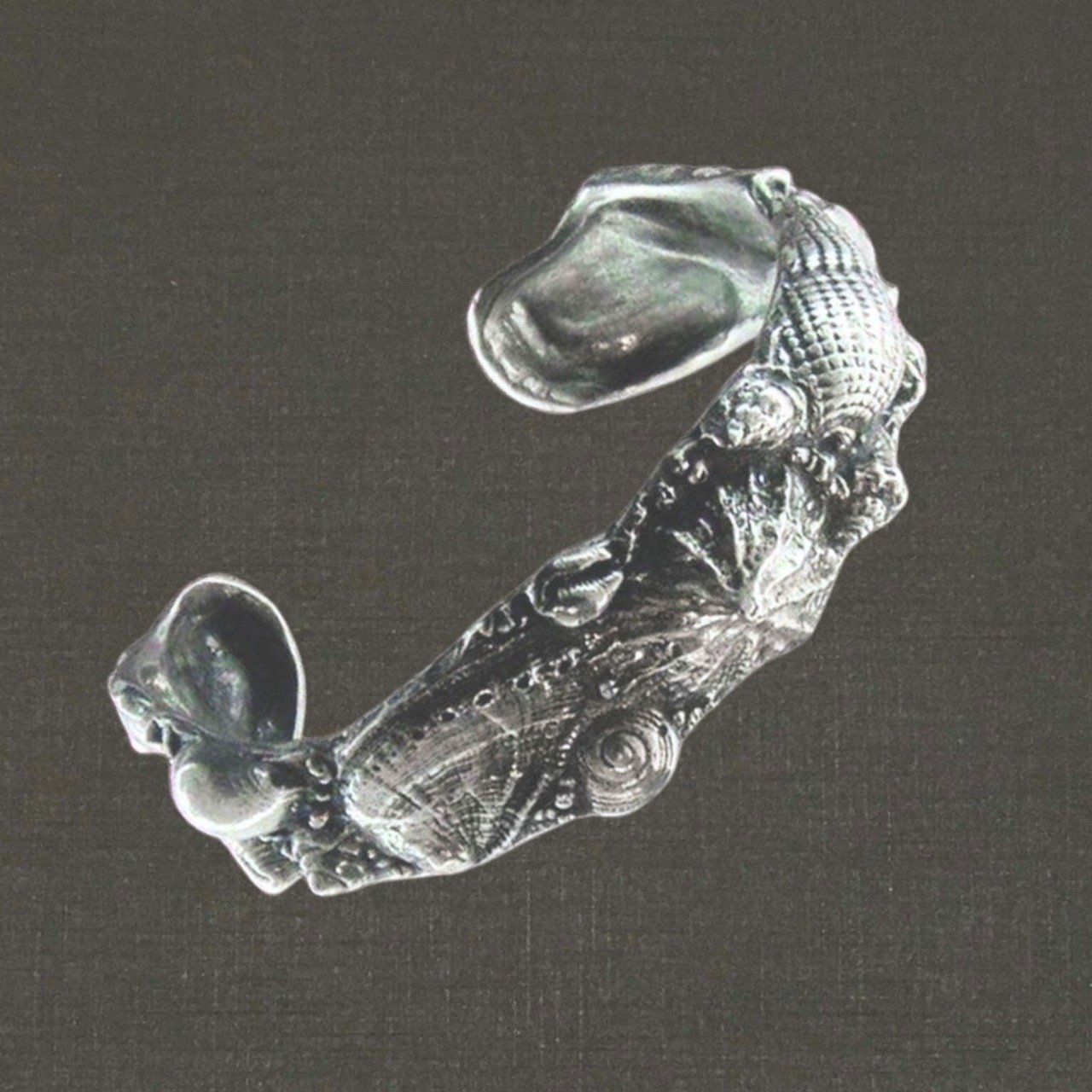 Bracelet ouvert argent massif 925/1000 réf. 05562 coquillages, petit modèle, bijoux Pierre Toulhoat.