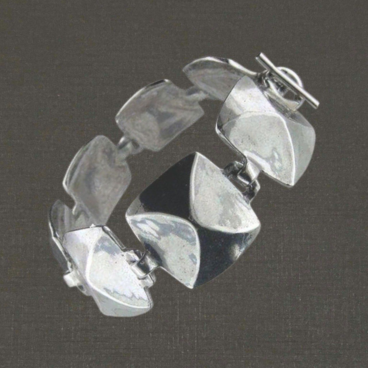 Bracelet articulé argent massif 925/1000 réf. 05621 Tevenn (Dunes). Bijoux Pierre Toulhoat.