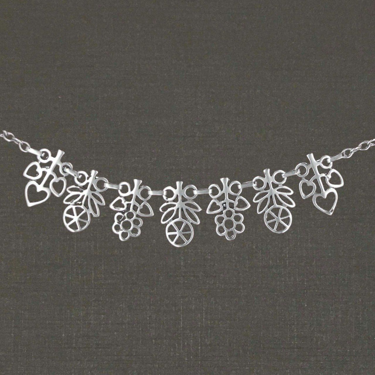 Collier argent massif 925/1000 réf. 09904 fleurs, bijoux Pierre Toulhoat.