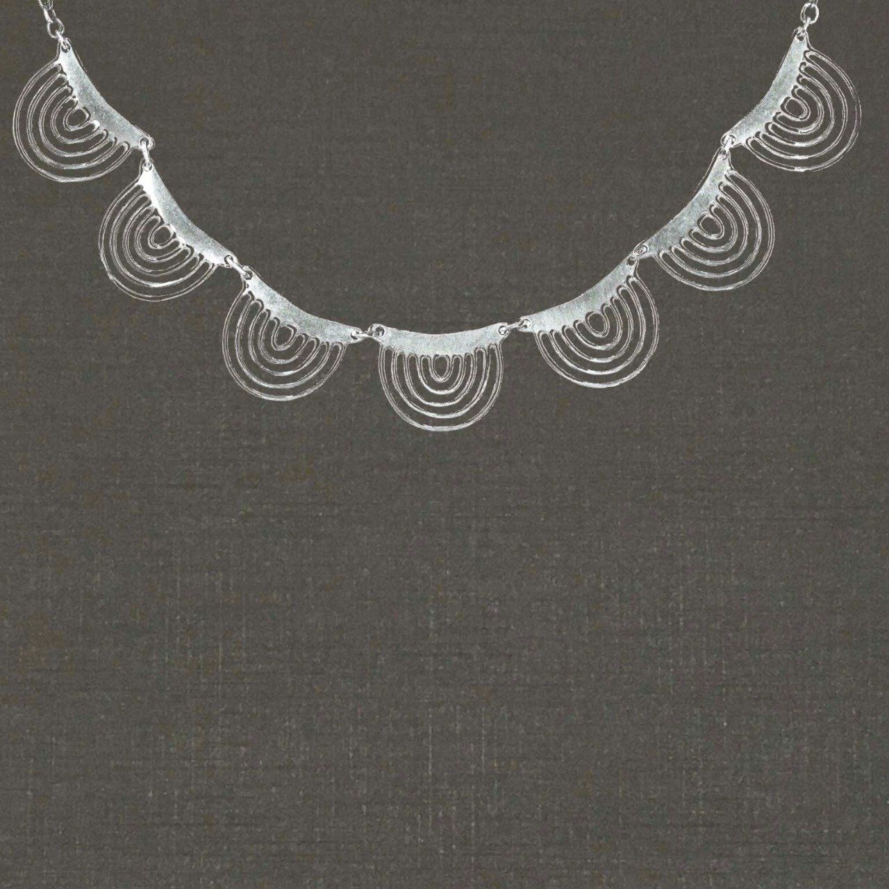 Collier argent massif 925/1000 réf. 09942 toile d'araignée. Bijoux Pierre Toulhoat.
