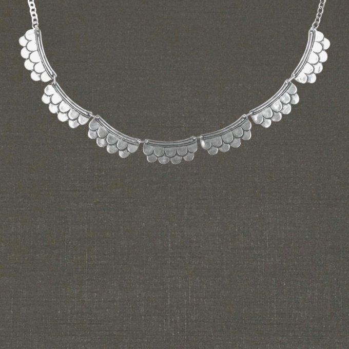 Collier argent massif 925/1000 réf. 09968 écailles, bijoux Pierre Toulhoat.
