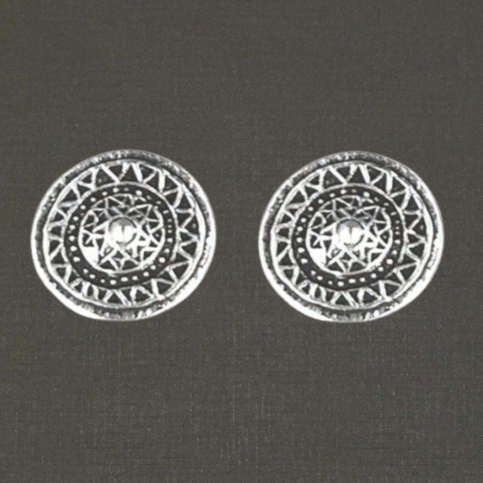 Clips boutons pour oreilles argent massif 925/1000 réf. 12071 bouclier celte, bijoux Toulhoat.