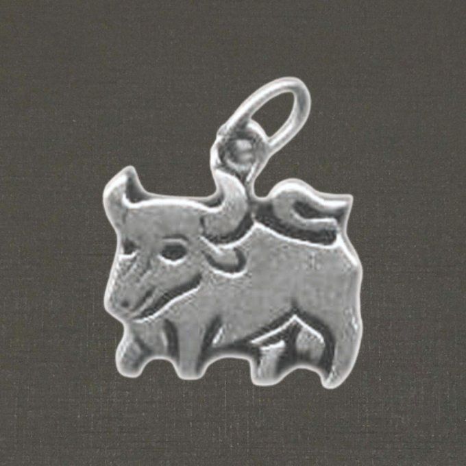 Pendentif argent massif 925/1000 réf. 18002 signe du zodiaque taureau. Bijoux Pierre Toulhoat.