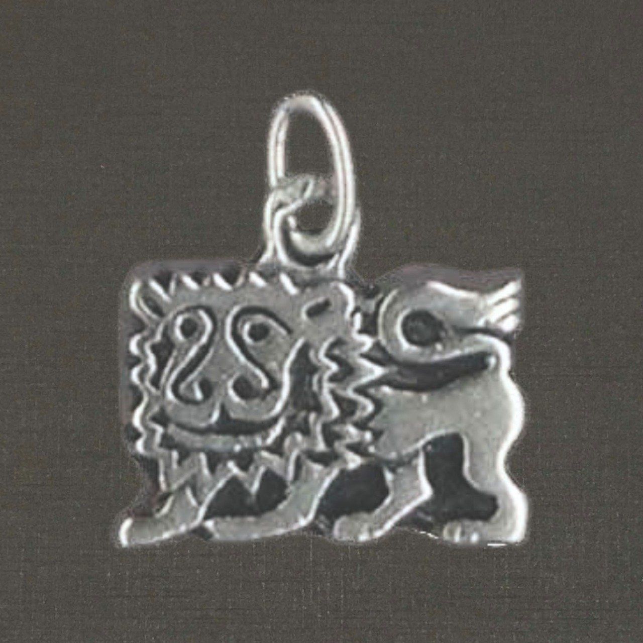 Pendentif argent massif 925/1000 réf. 18005 signe du zodiaque lion. Bijoux Toulhoat.
