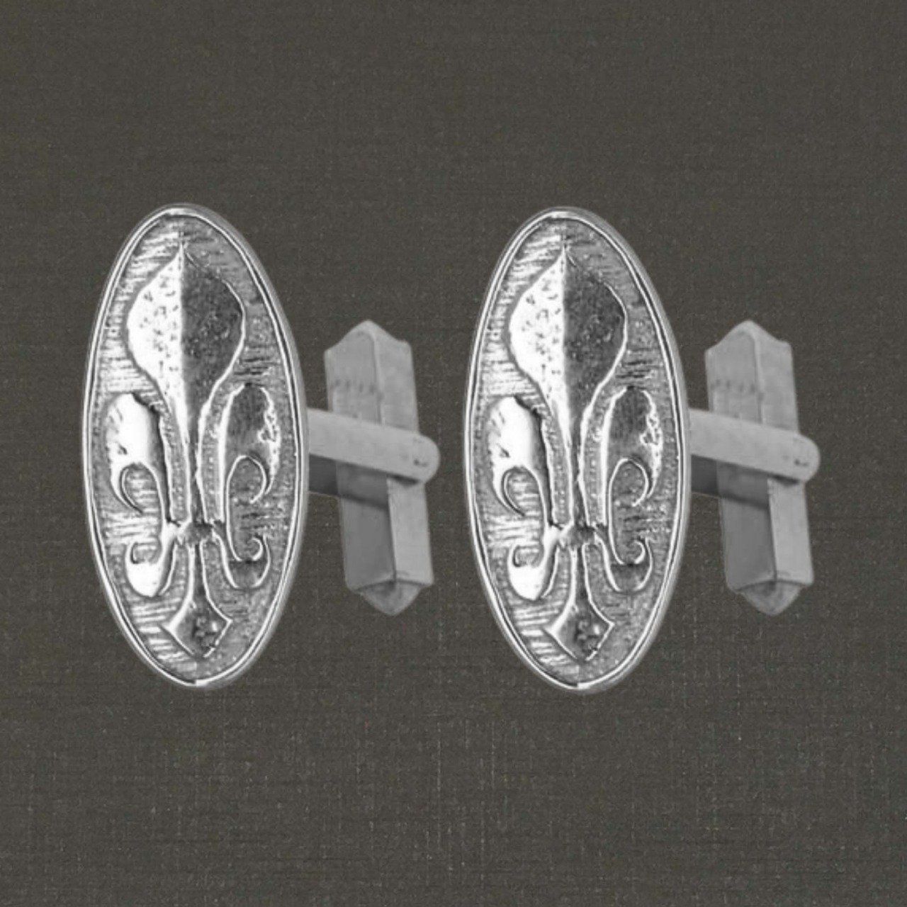 Boutons de manchettes argent massif 925/1000 réf. 18063 lys ovale, bijoux Pierre Toulhoat.