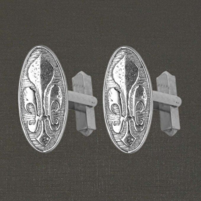 Boutons de manchettes argent massif 925/1000 réf. 18063 lys ovale, bijoux Pierre Toulhoat.