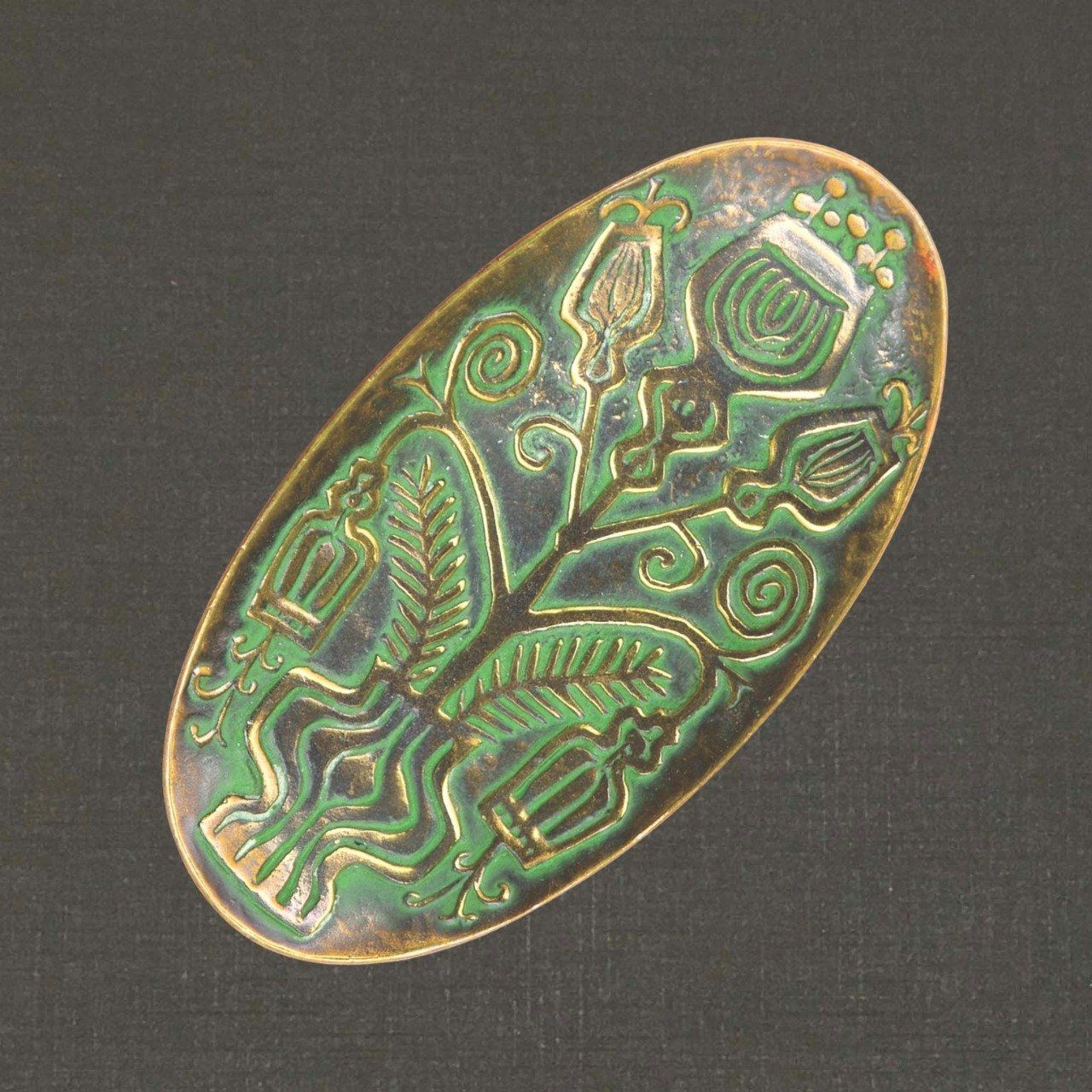 Coupelle en bronze réf. 72012 bouquet ovale, Pierre Toulhoat.