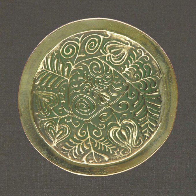 Coupelle ronde  en bronze réf. 71015, broderie, Toulhoat.