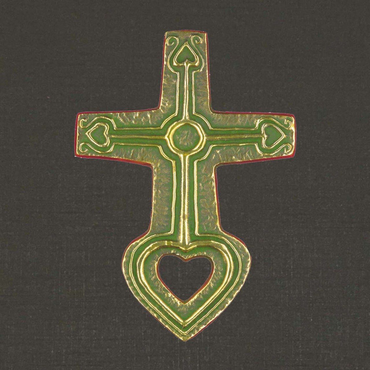 Croix murale ou croix de communion en bronze réf. 73006, croix au cœur.