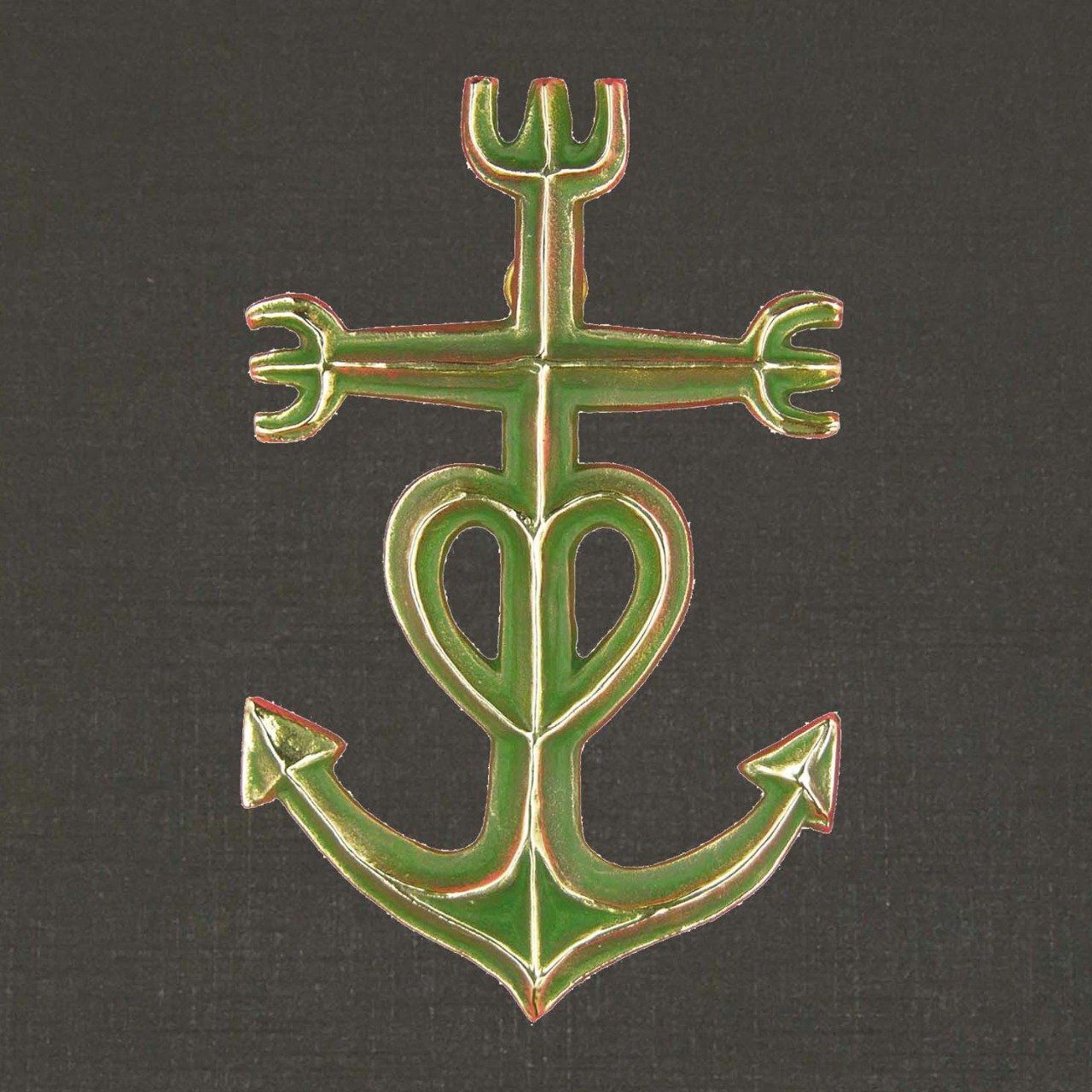 Croix murale ou croix de communion en bronze réf. 73043, croix de Camargue.