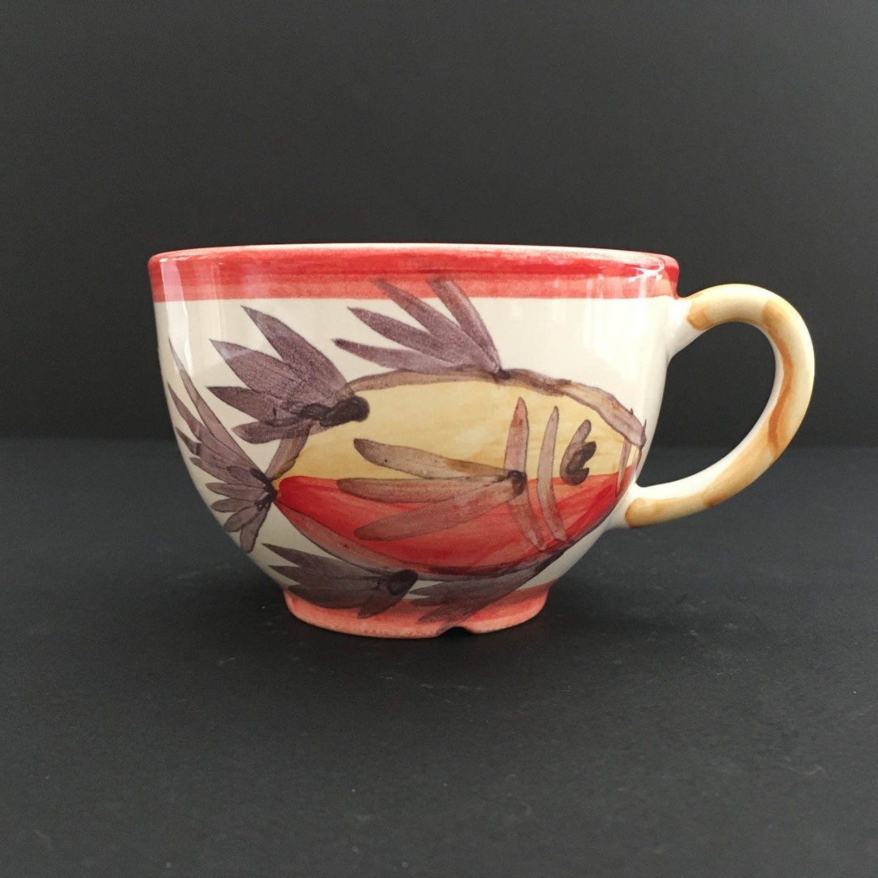 Tasse à thé faïence décor main, décor "Odet" rouge , jaune et violet